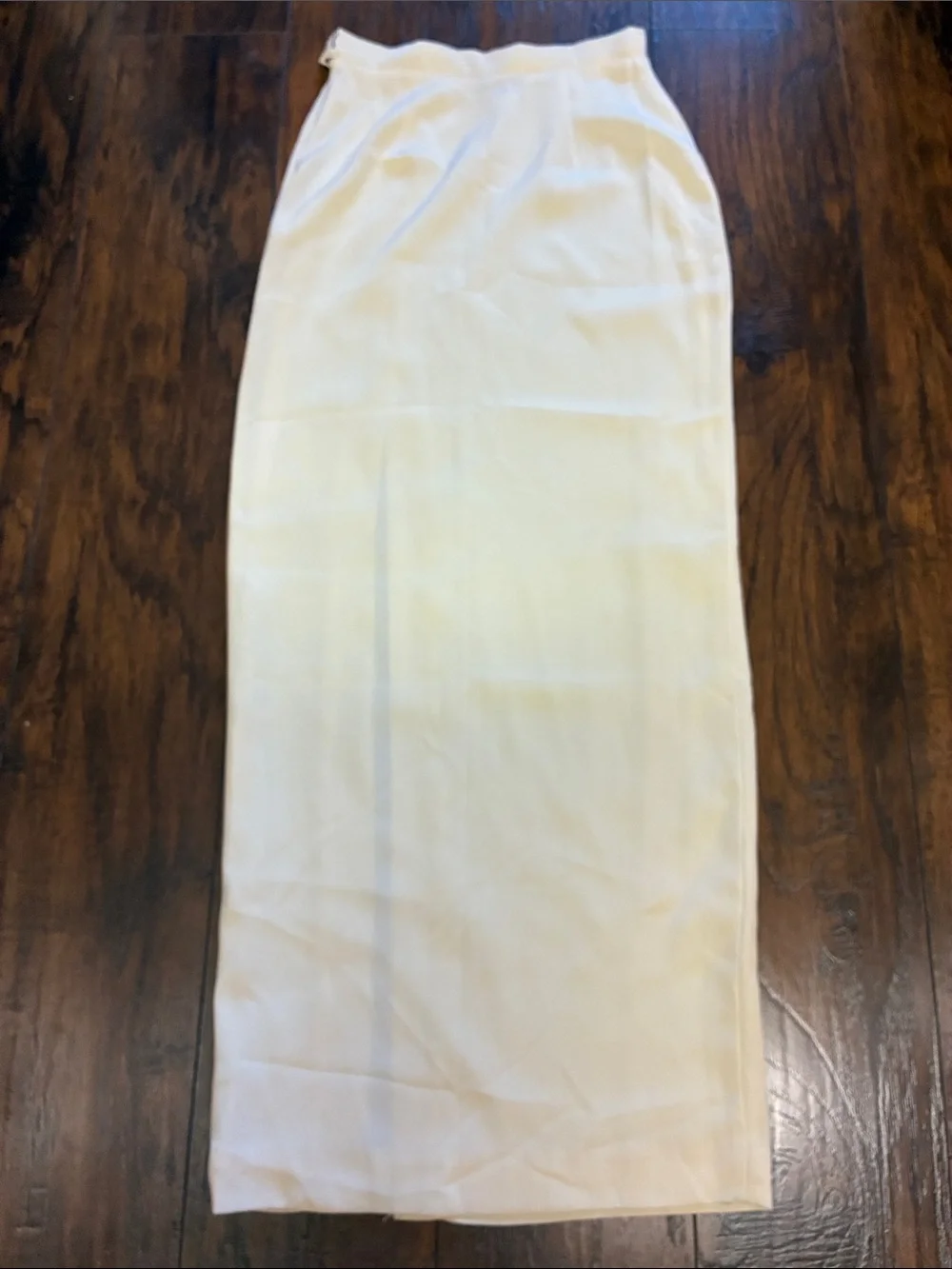 Vie by Victoria Royal sleek white